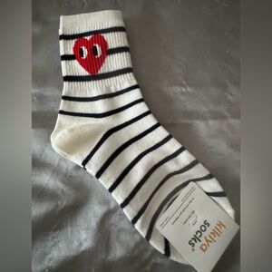 👀❤️ You Kikiya White and Black Striped Socks with Red Heart - Made in Korea -NWT